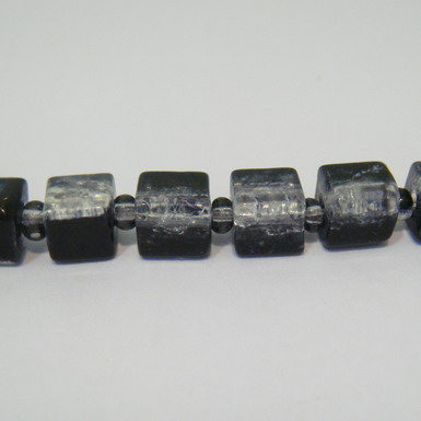 Margele sticla crackle negre cubice 6x6 mm
