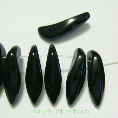 Margele sticla, frunza neagra, 19x5mm