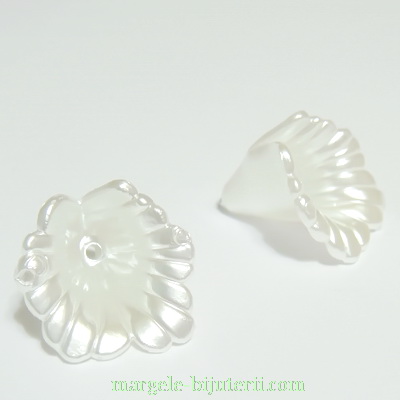 Flori plastic, imitatie perle, albe, 18x18mm