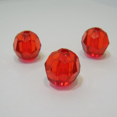 Margele plastic fatetate rosii 10mm