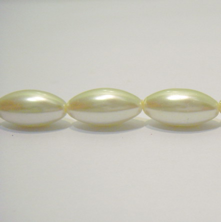 Perle sticla semitransparente ovale albe 16x8mm
