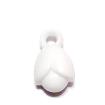 Pandantiv plastic alb, floare 19x11.5x9.5mm