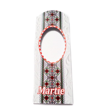 Cutie carton martisor, alb-gri-rosu, cu motive nationale, 14.5x5.3x1cm