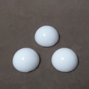 Cabochon plastic alb, 14x6mm