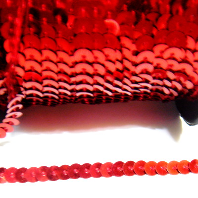 Panglica paiete rosie, 6mm 1 m
