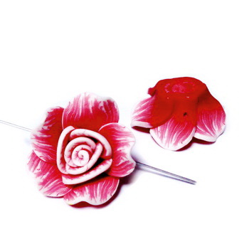 Margele polymer, floare rosu cu alb, 29~31x13~15 mm