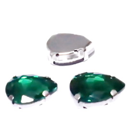 Margele montee rhinestone, sticla, verde smarald, lacrima 29x20x9mm 1 buc
