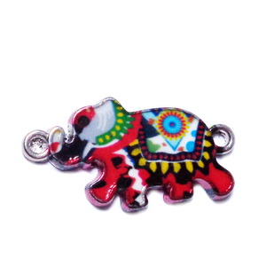 Pandantiv metalic emailat, argintiu cu rosu-multicolor, elefant 14x26x2mm