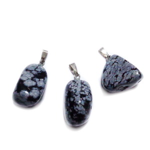 Pandantiv obsidian fulg de nea, nuggets, forma neregulata, 23~29x13~21x13~18mm 1 buc