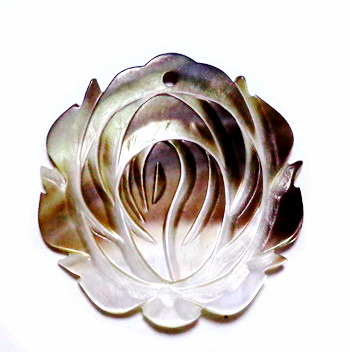 Pandantiv sidef maro, floare 38~40x39x2~3mm