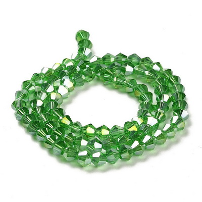Cristale biconice 4mm, transparente, electroplacate verde deschis AB-sir 90 buc 1 buc