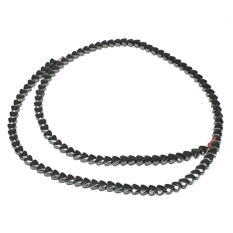 Hematit fatetat, inimioara 4x4x2mm-sir 117buc 1 buc