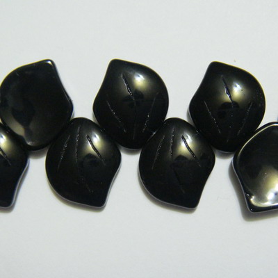Frunzulite sticla negre 14x12x3mm 1 buc