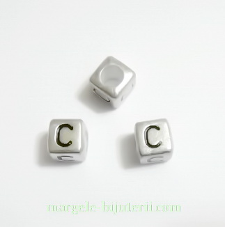 Margele alfabet, plastic argintiu, cubice 6x6x6mm, litera C 1 buc